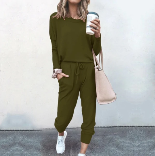 Women's Two Piece Loose Scrunchy Long Sleeve Top Cuffed Ankle Joggers Loungewear