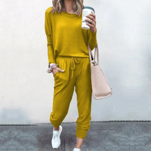 Women's Two Piece Loose Scrunchy Long Sleeve Top Cuffed Ankle Joggers Loungewear